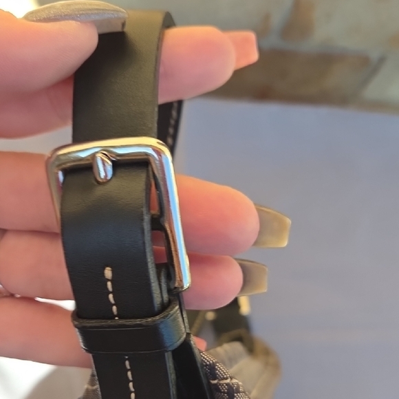 Dooney & Bourke Monogram Tan Shoulder Bag - Picture 7 of 16